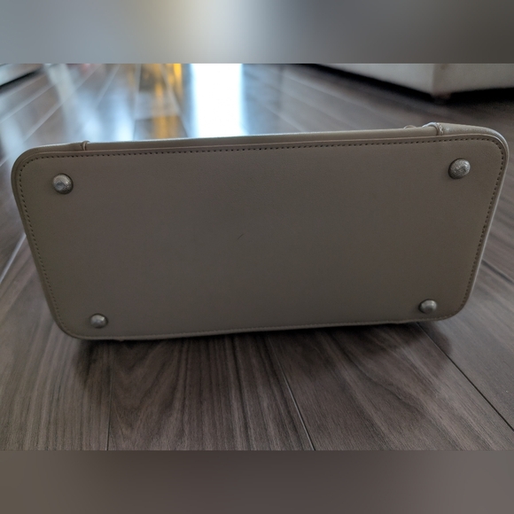 EUC Stone / Bone Beige Leather Tote Bag From GTX Studio - Picture 3 of 5